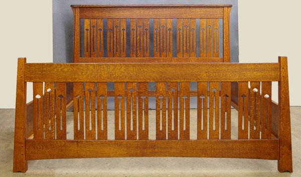 Mackintosh Keyhole Bed King