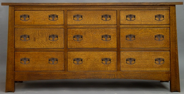 Mackintosh Bureau 825