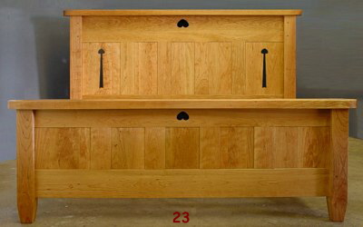 BEDSLIBERTY QUEEN BED