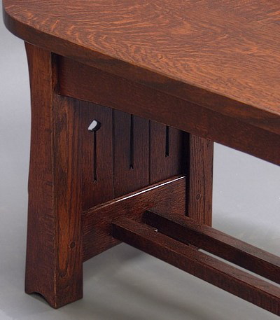 MACKINTOSH COFFEE TABLE DETAIL
