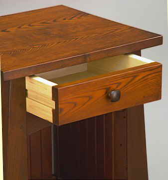 Mackintosh End Table4