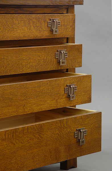 Mackintosh 4 Drawer Chest#824