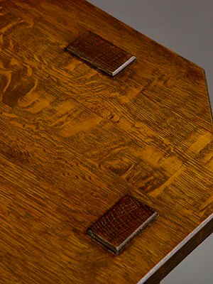 Arts & Crafts Tenon Top Stand #605